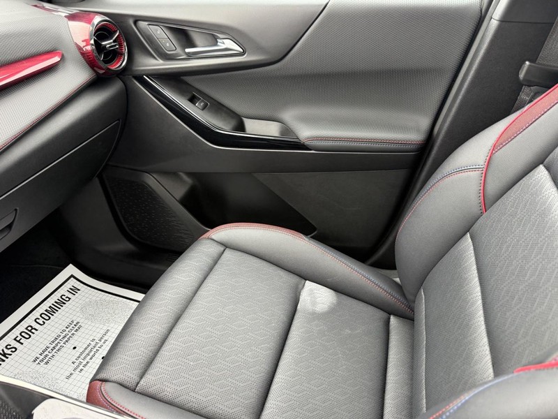 Chevrolet Equinox Vehicle Full-screen Gallery Image 22