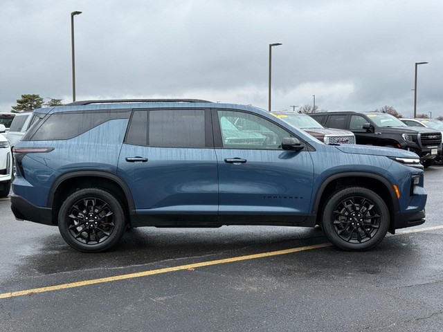 2025 Chevrolet Traverse AWD LT at Bob McCosh Chevrolet GMC Cadillac in Columbia MO