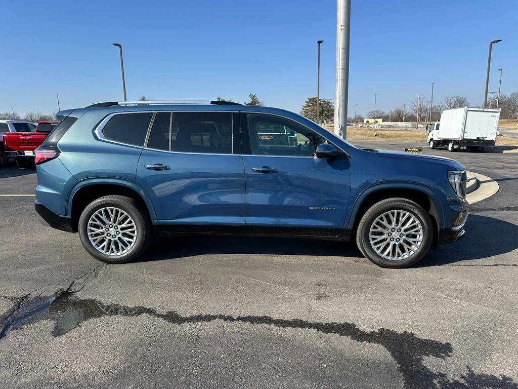 2024 GMC Acadia Denali AWD