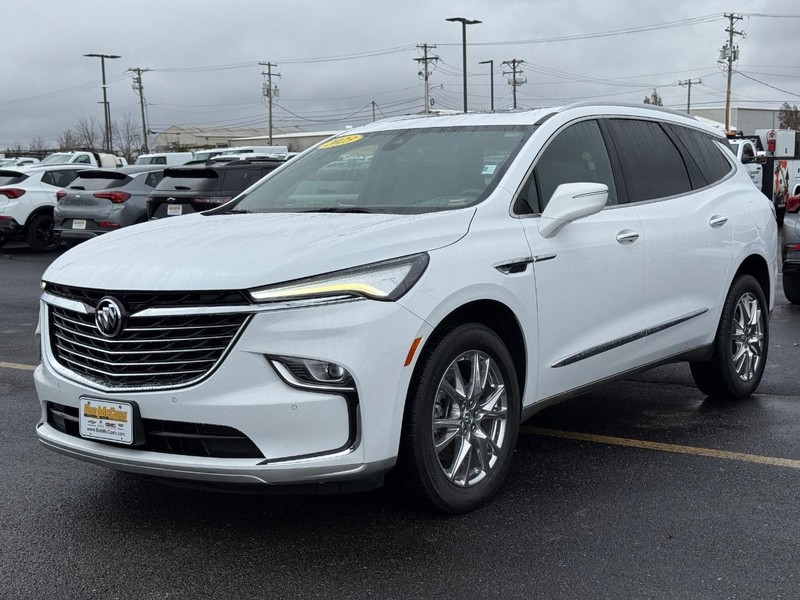 Buick Enclave Vehicle Full-screen Gallery Image 08