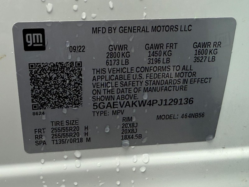 Buick Enclave Vehicle Full-screen Gallery Image 26