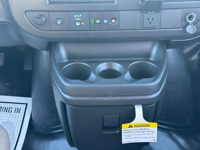 2025 Chevrolet Express Cargo Work Van - Photo 8