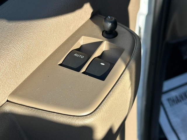 2025 Chevrolet Express Cargo Work Van - Photo 9