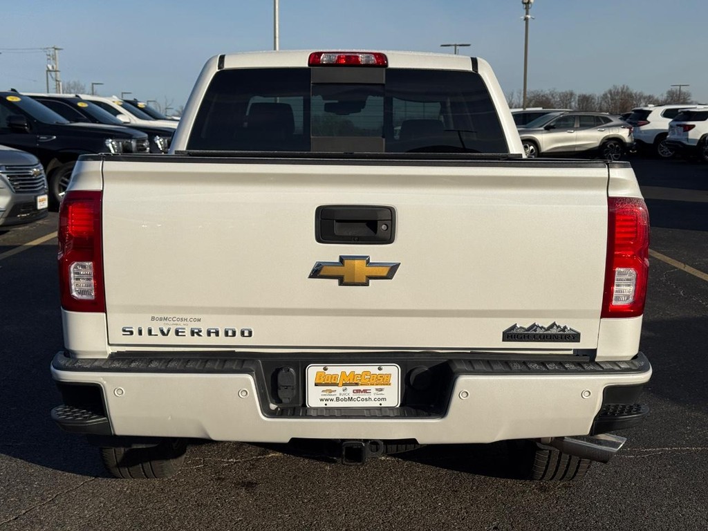 Chevrolet Silverado 1500 Vehicle Full-screen Gallery Image 04