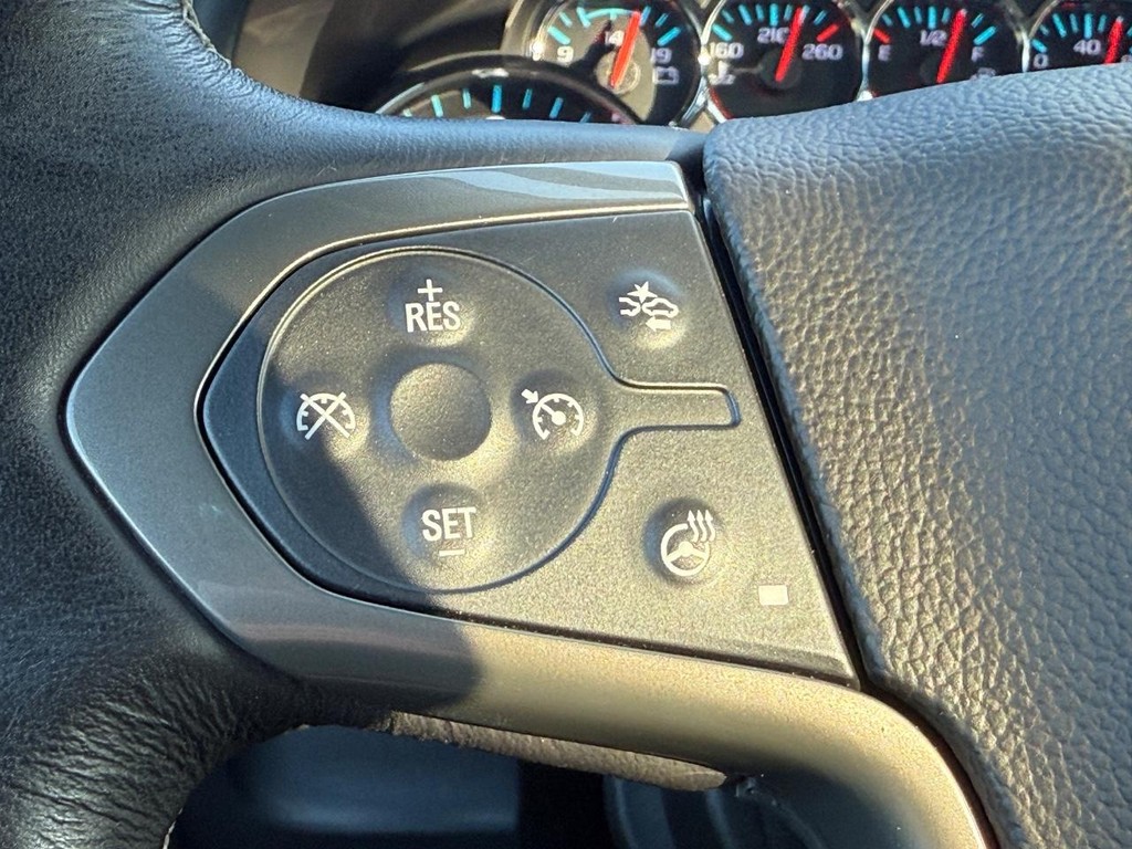 Chevrolet Silverado 1500 Vehicle Full-screen Gallery Image 14