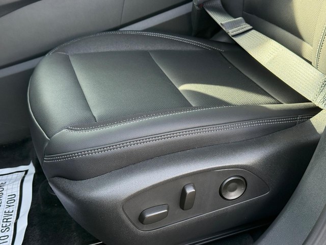 2026 Chevrolet Blazer EV LT - Photo 14