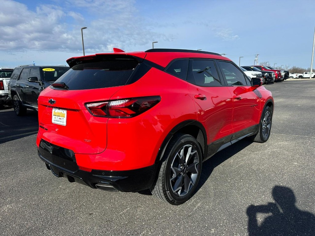 Chevrolet Blazer Vehicle Full-screen Gallery Image 03