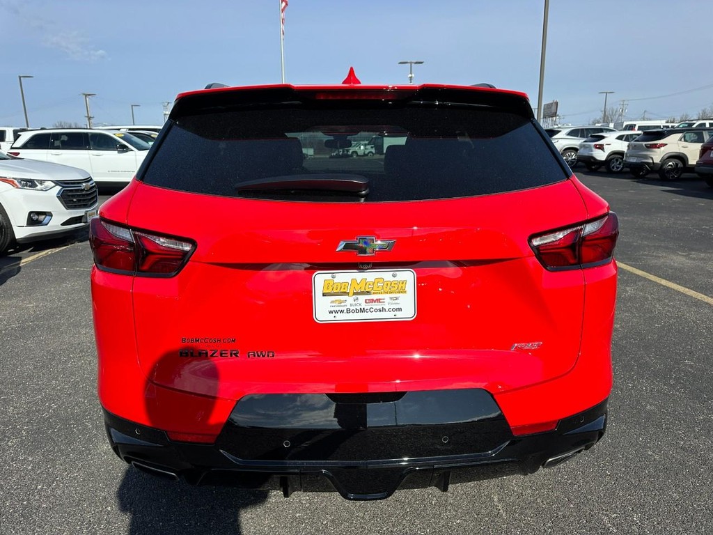 Chevrolet Blazer Vehicle Full-screen Gallery Image 04