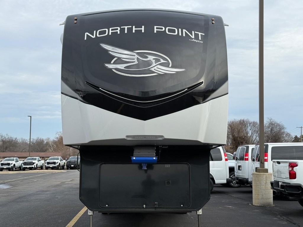 Jayco   Vehicle Full-screen Gallery Image 03