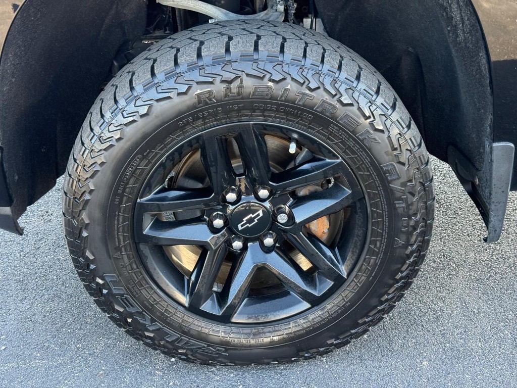 Chevrolet Silverado 1500 Vehicle Full-screen Gallery Image 08