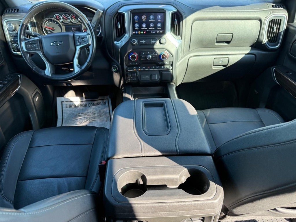 Chevrolet Silverado 1500 Vehicle Full-screen Gallery Image 13