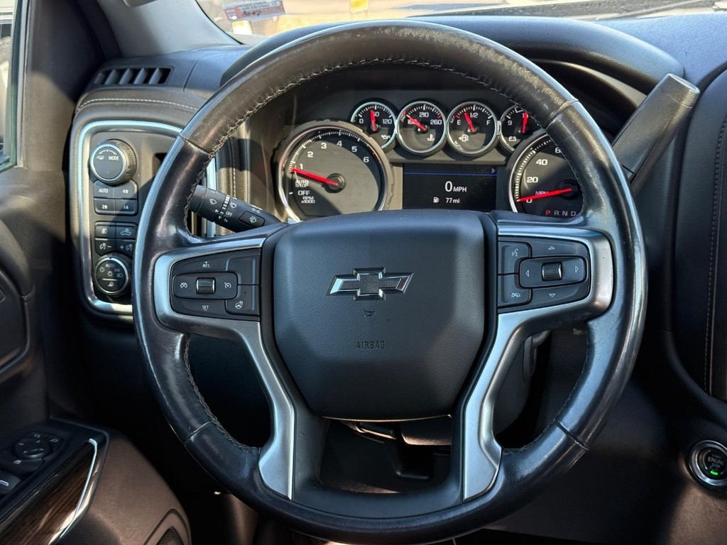 Chevrolet Silverado 1500 Vehicle Full-screen Gallery Image 14