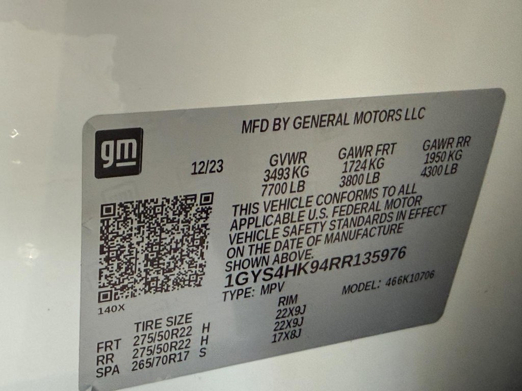 Cadillac Escalade Vehicle Full-screen Gallery Image 31