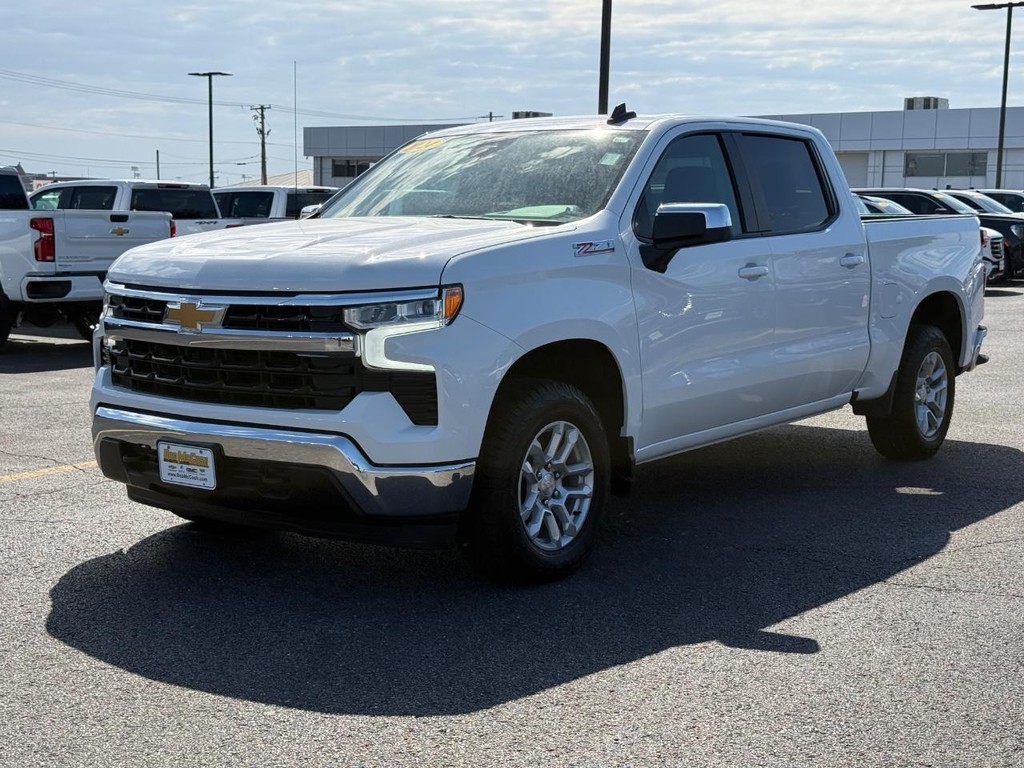 Chevrolet Silverado 1500 Vehicle Full-screen Gallery Image 09