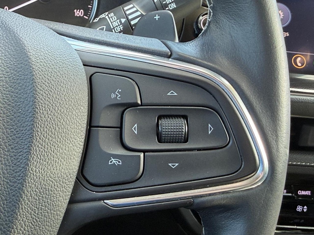 Buick Envision Vehicle Full-screen Gallery Image 15