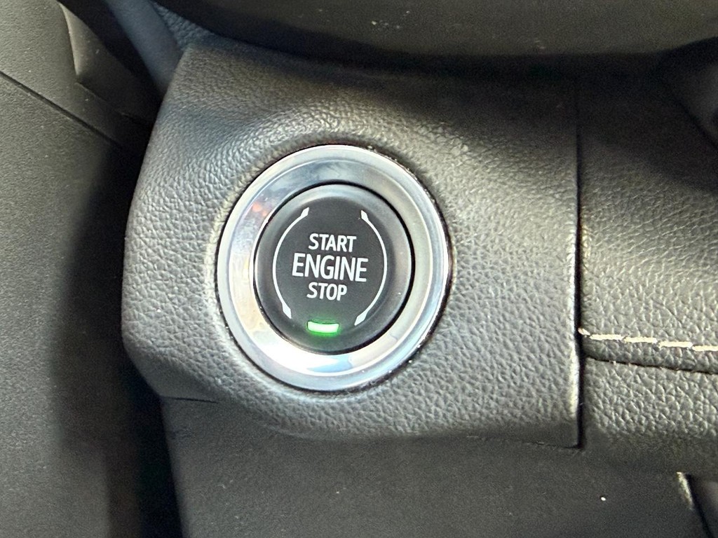 Buick Envision Vehicle Full-screen Gallery Image 16