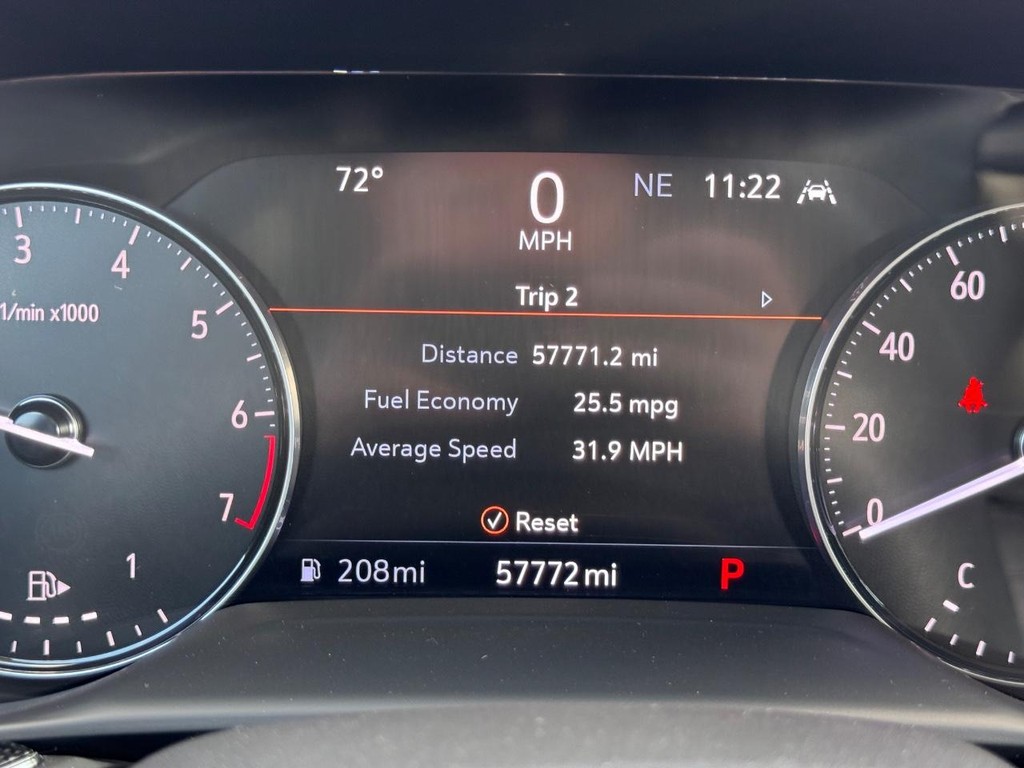 Buick Envision Vehicle Full-screen Gallery Image 22