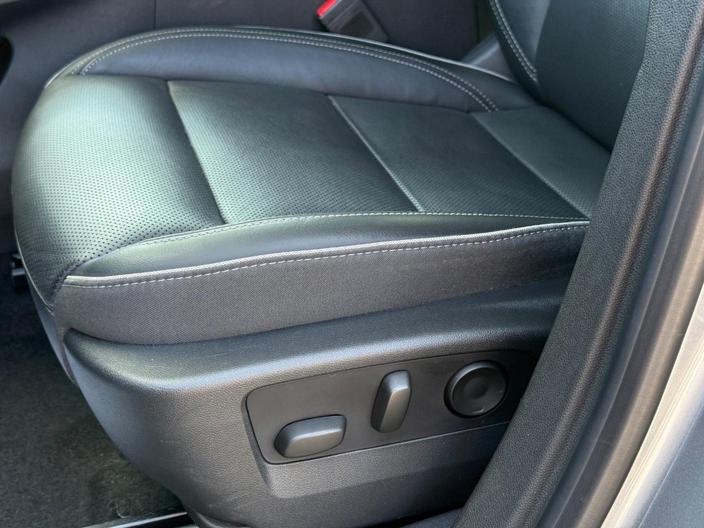 Buick Envision Vehicle Full-screen Gallery Image 24