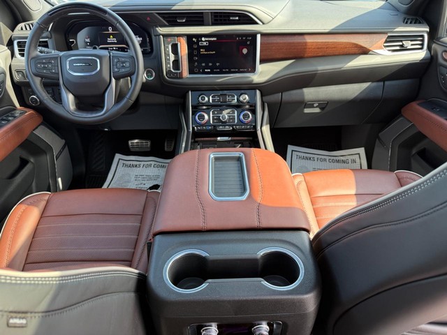 2024 GMC Yukon Denali Ultimate - Photo 15