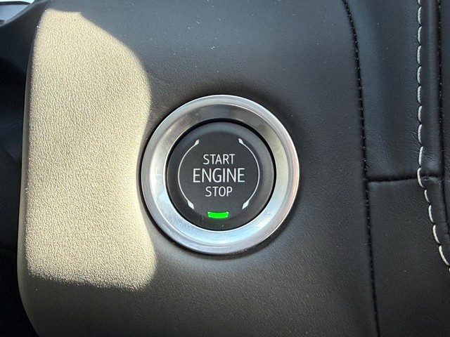 2024 GMC Yukon Denali Ultimate - Photo 19