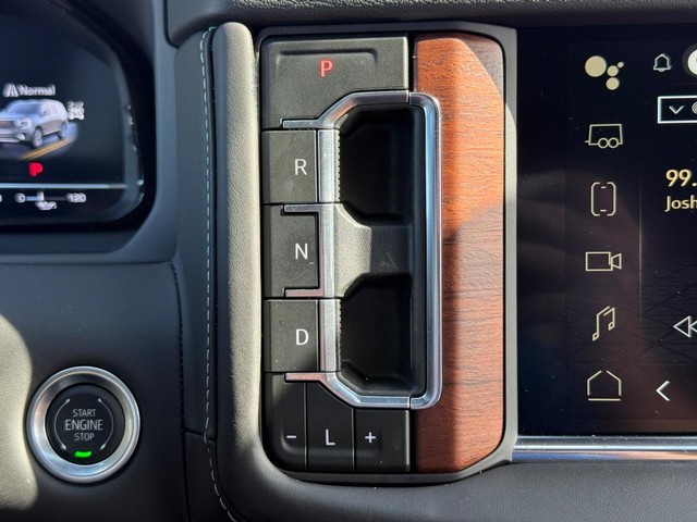 2024 GMC Yukon Denali Ultimate - Photo 20