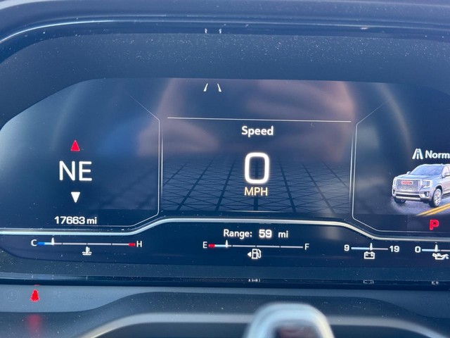 2024 GMC Yukon Denali Ultimate - Photo 25