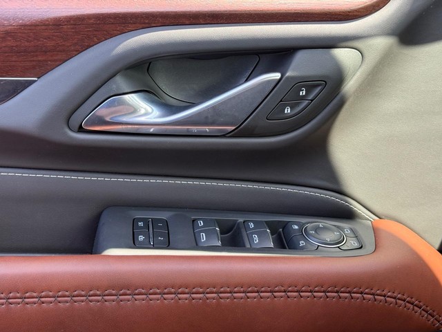 2024 GMC Yukon Denali Ultimate - Photo 27