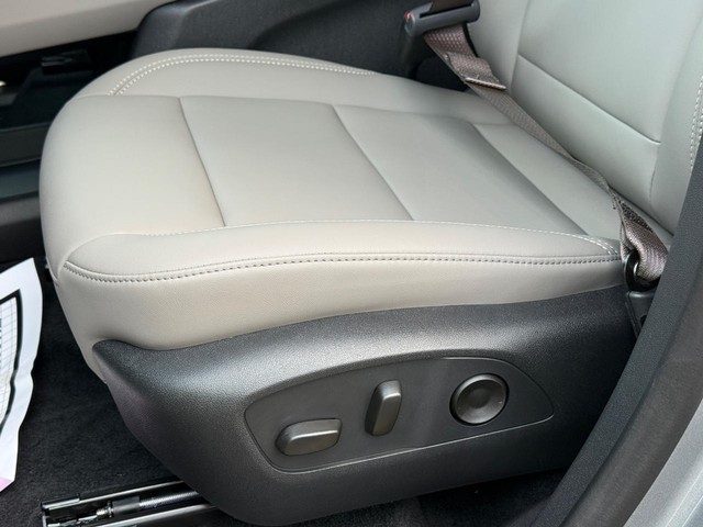 2026 GMC Acadia Elevation - Photo 17