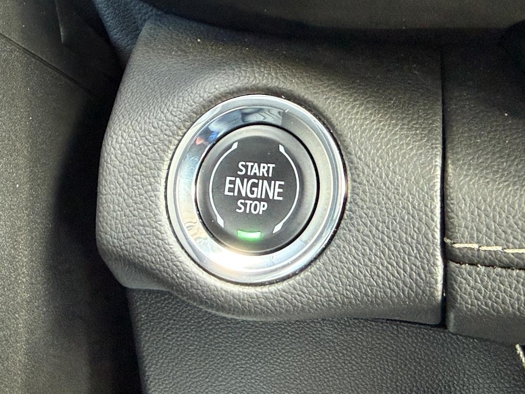 Buick Envision Vehicle Full-screen Gallery Image 17