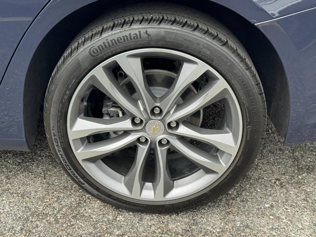 Chevrolet Malibu Vehicle Full-screen Gallery Image 07