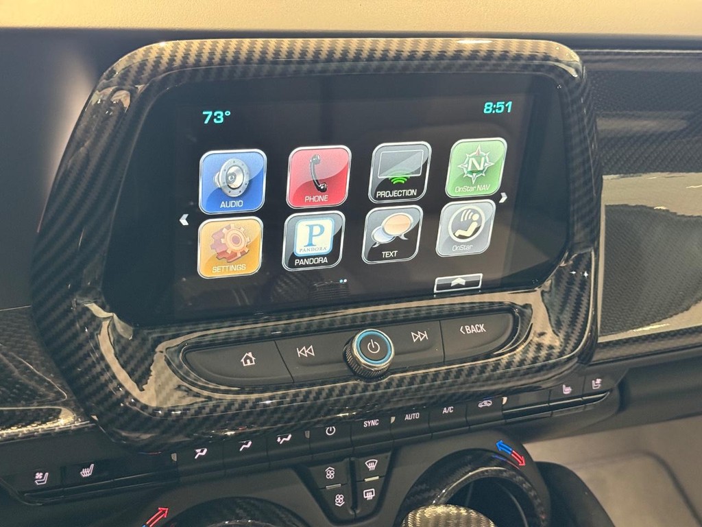 Chevrolet Camaro Vehicle Full-screen Gallery Image 18