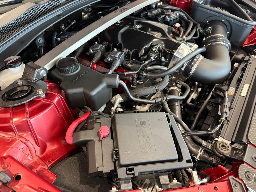 Chevrolet Camaro Vehicle Full-screen Gallery Image 31