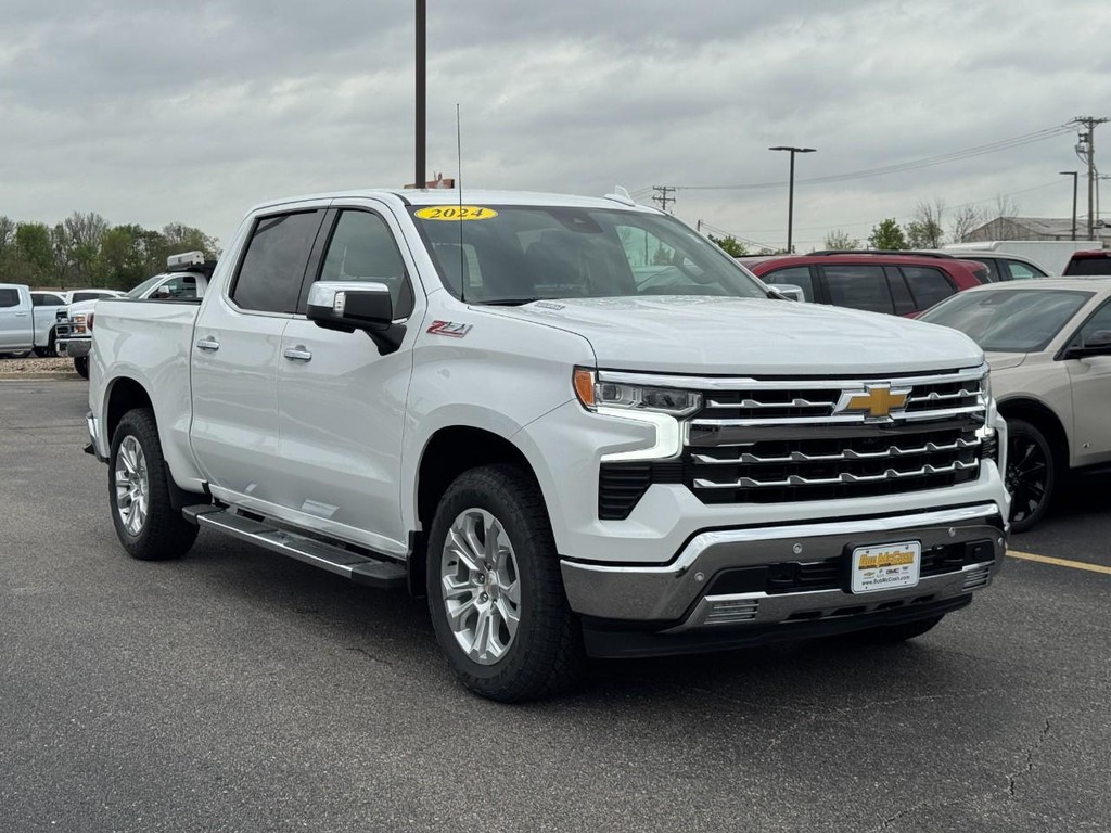 Chevrolet Silverado 1500 Vehicle Full-screen Gallery Image 02