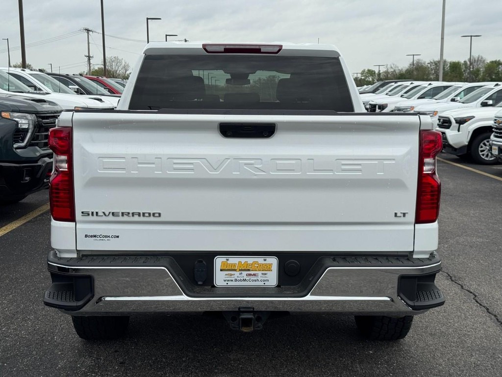 Chevrolet Silverado 1500 Vehicle Full-screen Gallery Image 05