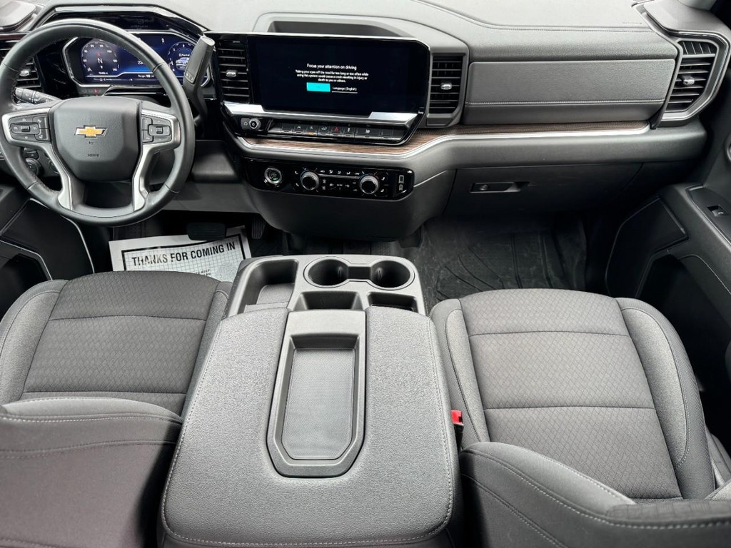 Chevrolet Silverado 1500 Vehicle Full-screen Gallery Image 11