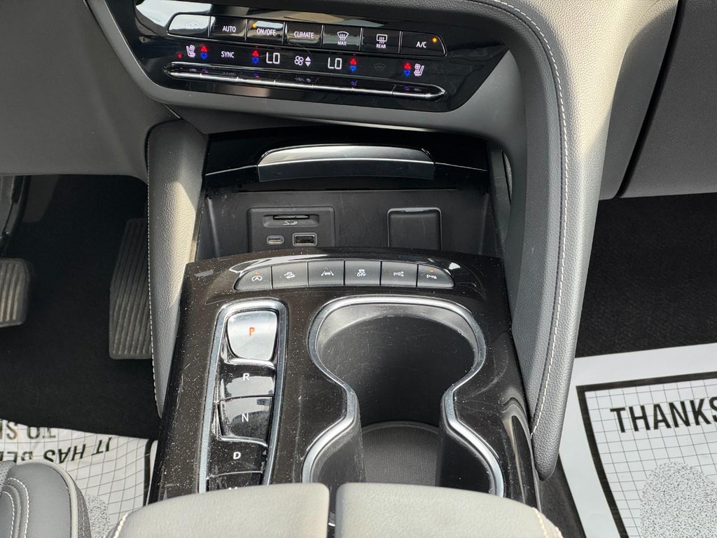 Buick Envision Vehicle Full-screen Gallery Image 14