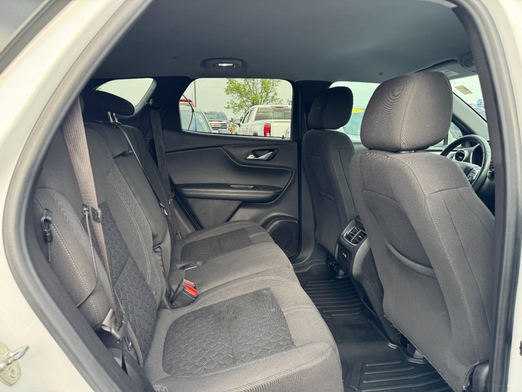 Chevrolet Blazer Vehicle Full-screen Gallery Image 10