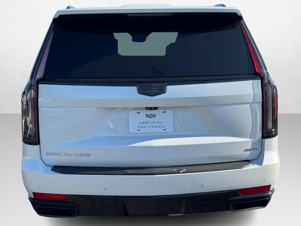 Cadillac Escalade ESV Vehicle Full-screen Gallery Image 04