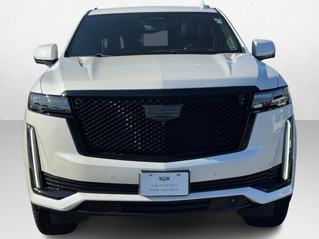 Cadillac Escalade ESV Vehicle Full-screen Gallery Image 08