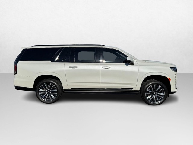 2022 Cadillac Escalade ESV 4WD Sport Platinum's photo