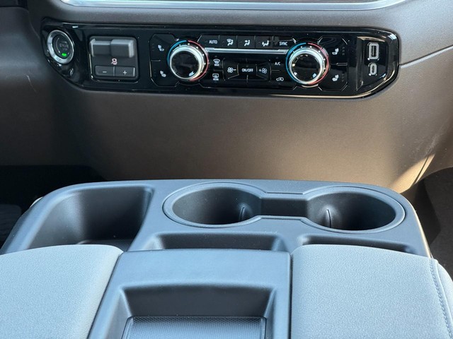 2026 GMC Sierra 1500 SLT - Photo 8