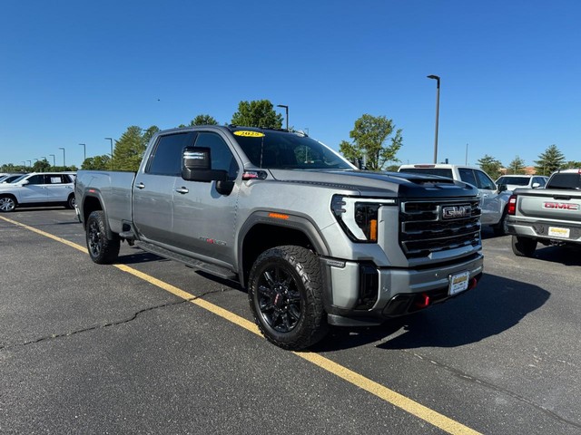 2025 GMC Sierra 4WD Crew Cab Standard Box AT4's photo