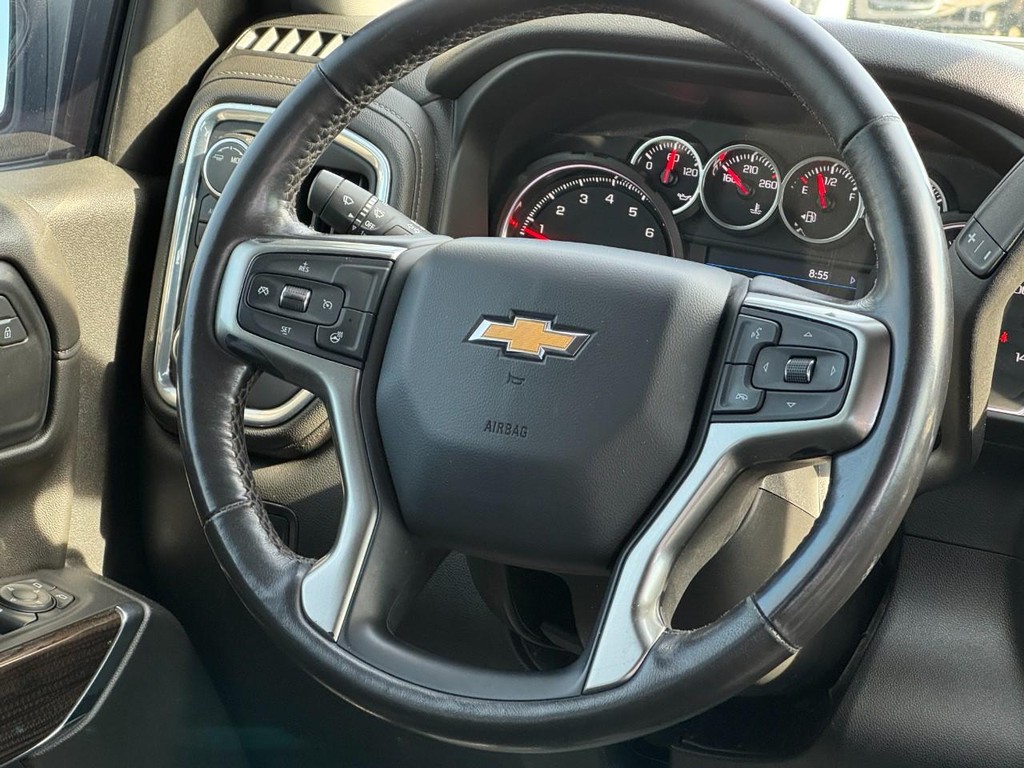 Chevrolet Silverado 1500 Vehicle Full-screen Gallery Image 12