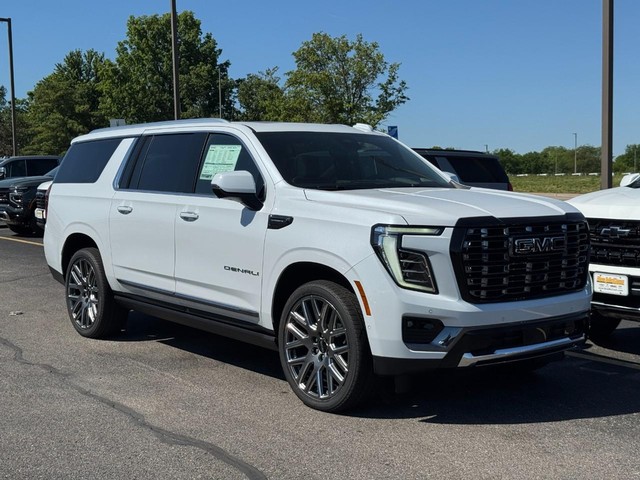 2026 GMC Yukon Denali Ultimate AWD's photo