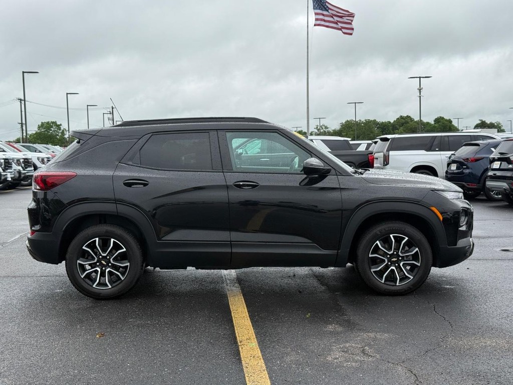Black Metallic 2022 Chevrolet Trailblazer ACTIV AWD SUV / Crossover Four-Wheel Drive Automatic