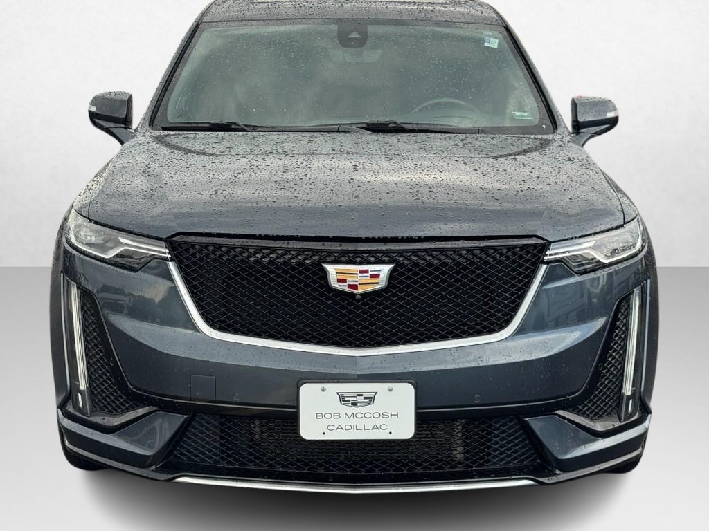 Cadillac XT6 Vehicle Full-screen Gallery Image 08