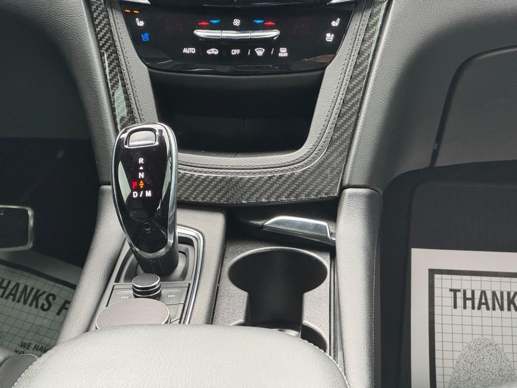 Cadillac XT6 Vehicle Full-screen Gallery Image 14