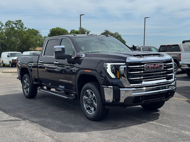 2026 GMC Sierra 4WD Crew Cab Standard Box SLT's photo
