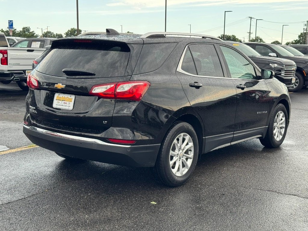 Chevrolet Equinox Vehicle Full-screen Gallery Image 03