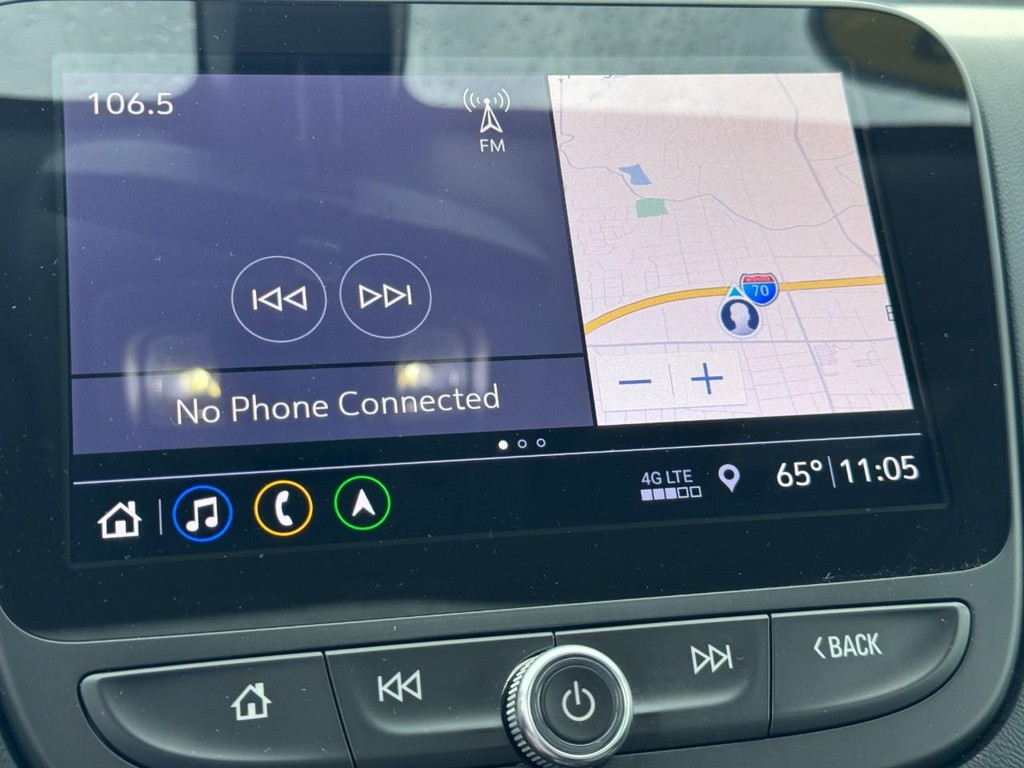 Chevrolet Equinox Vehicle Full-screen Gallery Image 19